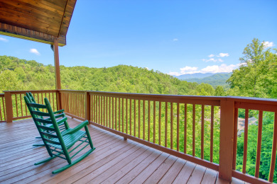 Lake House Redneck Ritz Where Rustic Meets Ritzy in the Smokies!, , on West Prong Little Pigeon River - Gatlinburg in Tennessee - Lakehouse Vacation Rental - Lake Home for rent on LakeHouseVacations.com