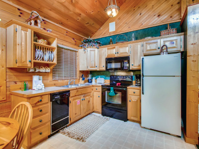  Ad# 21598 lake house for rent on LakeHouseVacations.com, lakehouse, lake home rental, lakehome for rent, vacation, holiday, lodging, lake