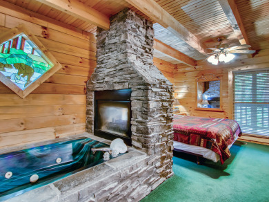 Lake House Beautiful Private 1 Bedroom Cabin that sleeps 4 in beautiful Wears Valley!, , on Douglas Lake in Tennessee - Lakehouse Vacation Rental - Lake Home for rent on LakeHouseVacations.com