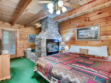 Lake House Beautiful Private 1 Bedroom Cabin that sleeps 4 in beautiful Wears Valley!, , on Douglas Lake in Tennessee - Lakehouse Vacation Rental - Lake Home for rent on LakeHouseVacations.com
