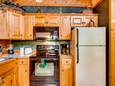  Ad# 21598 lake house for rent on LakeHouseVacations.com, lakehouse, lake home rental, lakehome for rent, vacation, holiday, lodging, lake