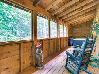 Lake House Beautiful Private 1 Bedroom Cabin that sleeps 4 in beautiful Wears Valley!, , on Douglas Lake in Tennessee - Lakehouse Vacation Rental - Lake Home for rent on LakeHouseVacations.com