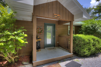 Lake House Secluded 1 Bedroom Romantic Cabin with Hot tub and Relaxing River Sounds!, , on Douglas Lake in Tennessee - Lakehouse Vacation Rental - Lake Home for rent on LakeHouseVacations.com