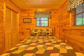 Lake House 1 Bedroom Secluded Cabin Off Birds CreekDollywood Lane Pigeon Forge TN, , on  in Tennessee - Lakehouse Vacation Rental - Lake Home for rent on LakeHouseVacations.com