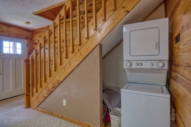 Lake House Smoky Mountain Log Cabin Rental with Panoramic Mountain View and Hot Tub, , on Douglas Lake in Tennessee - Lakehouse Vacation Rental - Lake Home for rent on LakeHouseVacations.com