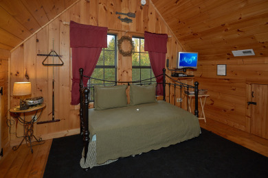 Lake House Wet Bear Paws Have a Paw-sitively Great Smoky Mountain Getaway!, , on Douglas Lake in Tennessee - Lakehouse Vacation Rental - Lake Home for rent on LakeHouseVacations.com