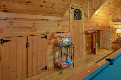 Lake House Wet Bear Paws Have a Paw-sitively Great Smoky Mountain Getaway!, , on Douglas Lake in Tennessee - Lakehouse Vacation Rental - Lake Home for rent on LakeHouseVacations.com