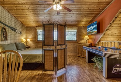 Lake House Have a Gobble-ly Wild Time in the Smoky Mountains!, , on Douglas Lake in Tennessee - Lakehouse Vacation Rental - Lake Home for rent on LakeHouseVacations.com