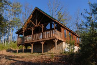 Lake House Private Mountain View Cabin with Wet Bar, Hot Tub, Jacuzzi and Pool Table, , on Douglas Lake in Tennessee - Lakehouse Vacation Rental - Lake Home for rent on LakeHouseVacations.com