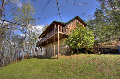  Ad# 21614 lake house for rent on LakeHouseVacations.com, lakehouse, lake home rental, lakehome for rent, vacation, holiday, lodging, lake