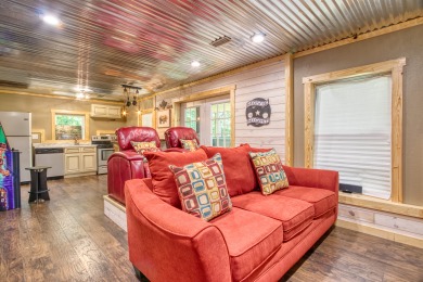 Lake House Smoky Mountain 3 Bedroom in Sky Harbor with Hot Tub, arcade game and Firepit, , on Douglas Lake in Tennessee - Lakehouse Vacation Rental - Lake Home for rent on LakeHouseVacations.com