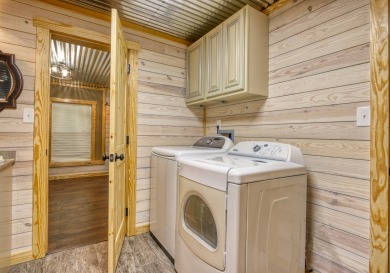Lake House Smoky Mountain 3 Bedroom in Sky Harbor with Hot Tub, arcade game and Firepit, , on Douglas Lake in Tennessee - Lakehouse Vacation Rental - Lake Home for rent on LakeHouseVacations.com