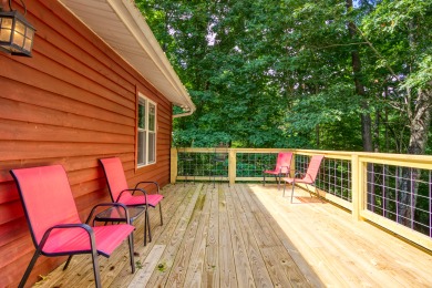 Lake House Smoky Mountain 3 Bedroom in Sky Harbor with Hot Tub, arcade game and Firepit, , on Douglas Lake in Tennessee - Lakehouse Vacation Rental - Lake Home for rent on LakeHouseVacations.com