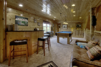 Lake House The Ultimate Premier cabin with 4 King size Master Suites & Flat Sceen TV's!, , on Douglas Lake in Tennessee - Lakehouse Vacation Rental - Lake Home for rent on LakeHouseVacations.com