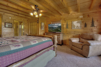 Lake House The Ultimate Premier cabin with 4 King size Master Suites & Flat Sceen TV's!, , on Douglas Lake in Tennessee - Lakehouse Vacation Rental - Lake Home for rent on LakeHouseVacations.com