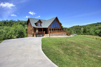 Lake House The Ultimate Premier cabin with 4 King size Master Suites & Flat Sceen TV's!, , on Douglas Lake in Tennessee - Lakehouse Vacation Rental - Lake Home for rent on LakeHouseVacations.com