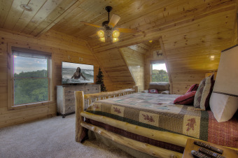 Lake House The Ultimate Premier cabin with 4 King size Master Suites & Flat Sceen TV's!, , on Douglas Lake in Tennessee - Lakehouse Vacation Rental - Lake Home for rent on LakeHouseVacations.com