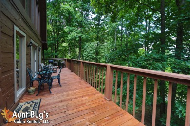 Lake House A Secluded Retreat Your Tranquil Smoky Mountain Hideaway!, , on West Prong Little Pigeon River in Tennessee - Lakehouse Vacation Rental - Lake Home for rent on LakeHouseVacations.com