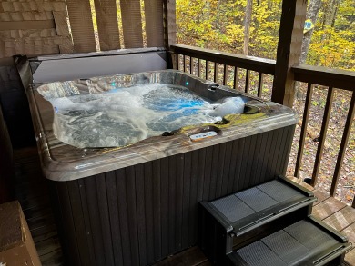 Lake House A Secluded Retreat Your Tranquil Smoky Mountain Hideaway!, , on West Prong Little Pigeon River in Tennessee - Lakehouse Vacation Rental - Lake Home for rent on LakeHouseVacations.com