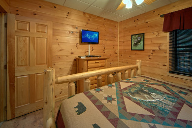 Lake House Boulder Bear Lodge Your Rock-Solid Smoky Mountain Retreat!, , on West Prong Little Pigeon River in Tennessee - Lakehouse Vacation Rental - Lake Home for rent on LakeHouseVacations.com
