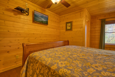 Lake House Skinny Dippin' Dive into Your Dream Smoky Mountain Vacation!, , on West Prong Little Pigeon River in Tennessee - Lakehouse Vacation Rental - Lake Home for rent on LakeHouseVacations.com
