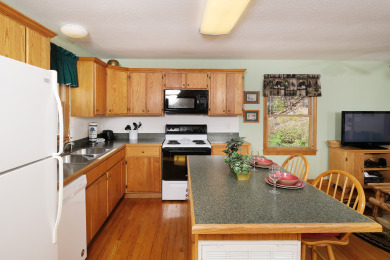  Ad# 21639 lake house for rent on LakeHouseVacations.com, lakehouse, lake home rental, lakehome for rent, vacation, holiday, lodging, lake