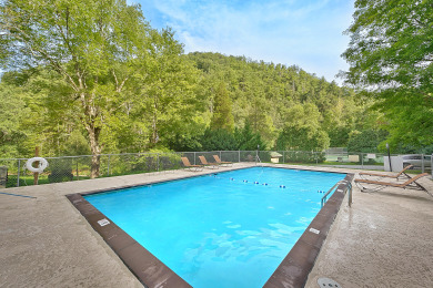  Ad# 21644 lake house for rent on LakeHouseVacations.com, lakehouse, lake home rental, lakehome for rent, vacation, holiday, lodging, lake
