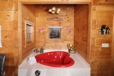  Ad# 21644 lake house for rent on LakeHouseVacations.com, lakehouse, lake home rental, lakehome for rent, vacation, holiday, lodging, lake