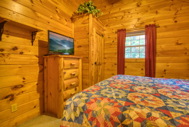 Lake House Whispering Waters Hear the Call of Relaxation in the Smokies!, , on West Prong Little Pigeon River in Tennessee - Lakehouse Vacation Rental - Lake Home for rent on LakeHouseVacations.com