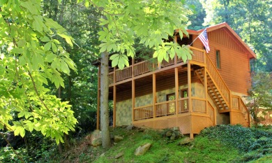Lake House Whispering Waters Hear the Call of Relaxation in the Smokies!, , on West Prong Little Pigeon River in Tennessee - Lakehouse Vacation Rental - Lake Home for rent on LakeHouseVacations.com