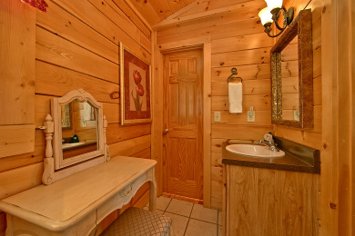  Ad# 21653 lake house for rent on LakeHouseVacations.com, lakehouse, lake home rental, lakehome for rent, vacation, holiday, lodging, lake