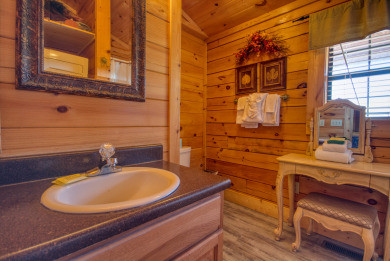  Ad# 21653 lake house for rent on LakeHouseVacations.com, lakehouse, lake home rental, lakehome for rent, vacation, holiday, lodging, lake