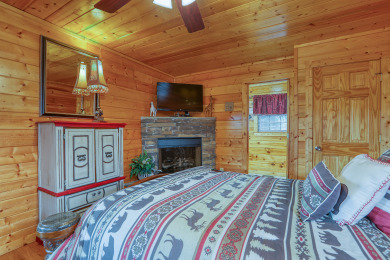  Ad# 21655 lake house for rent on LakeHouseVacations.com, lakehouse, lake home rental, lakehome for rent, vacation, holiday, lodging, lake