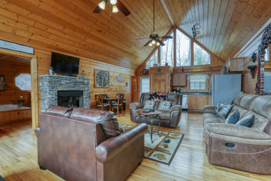  Ad# 21655 lake house for rent on LakeHouseVacations.com, lakehouse, lake home rental, lakehome for rent, vacation, holiday, lodging, lake