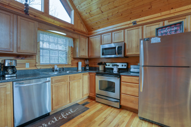  Ad# 21655 lake house for rent on LakeHouseVacations.com, lakehouse, lake home rental, lakehome for rent, vacation, holiday, lodging, lake