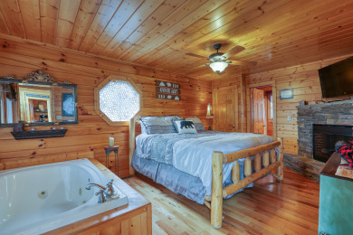  Ad# 21655 lake house for rent on LakeHouseVacations.com, lakehouse, lake home rental, lakehome for rent, vacation, holiday, lodging, lake