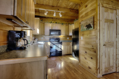  Ad# 21657 lake house for rent on LakeHouseVacations.com, lakehouse, lake home rental, lakehome for rent, vacation, holiday, lodging, lake