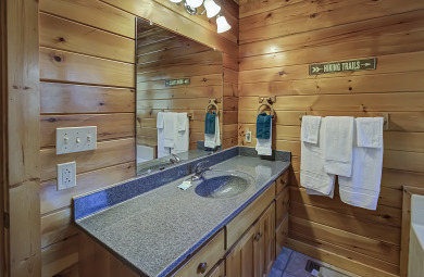 Lake House Bearview Heights Get a Bear's-Eye View of Your Best Vacation Yet!, , on  in Tennessee - Lakehouse Vacation Rental - Lake Home for rent on LakeHouseVacations.com