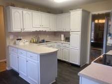 Lakehouse Vacation Rental - Lake Homes for rent on LakeHouseVacations.com, Lake property, Lake House Lake House Reed's Landing, Kitchen - Main Level - Lake View, on Kerr Lake / Buggs Island in Virginia - Lakehouse Vacation Rental - Lake Home for rent on LakeHouseVacations.com