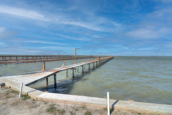 Lake House Waterfront! Private lighted pier! Fire pit!, , on Gulf of Mexico - Copano Bay in Texas - Lakehouse Vacation Rental - Lake Home for rent on LakeHouseVacations.com