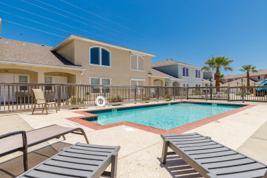 Lake House Beautiful 3BR Unit, Short Drive to Beach w Private Patio & Garage Access, , on Gulf of Mexico - Corpus Christi in Texas - Lakehouse Vacation Rental - Lake Home for rent on LakeHouseVacations.com