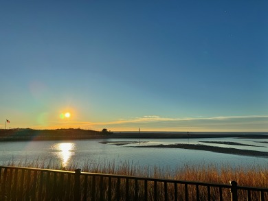 Lake House Recently Renovated Oceanfront Condo, Private Resort +Free Attraction Tickets!, , on Atlantic Ocean - North Myrtle Beach in South Carolina - Lakehouse Vacation Rental - Lake Home for rent on LakeHouseVacations.com