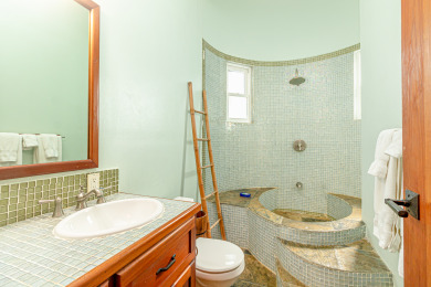  Ad# 21724 lake house for rent on LakeHouseVacations.com, lakehouse, lake home rental, lakehome for rent, vacation, holiday, lodging, lake