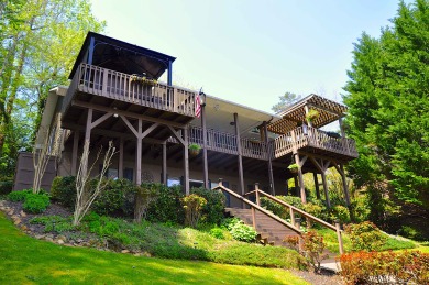  Ad# 21793 lake house for rent on LakeHouseVacations.com, lakehouse, lake home rental, lakehome for rent, vacation, holiday, lodging, lake