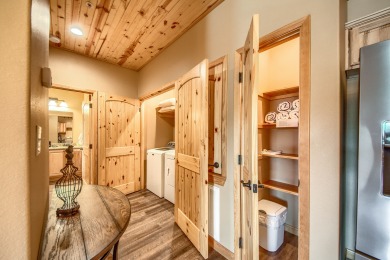 Ad# 21831 lake house for rent on LakeHouseVacations.com, lakehouse, lake home rental, lakehome for rent, vacation, holiday, lodging, lake