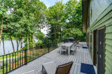 Lake House Dock Holiday, , on Lake Norman in North Carolina - Lakehouse Vacation Rental - Lake Home for rent on LakeHouseVacations.com
