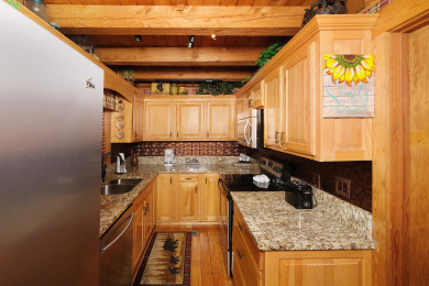 Lake House Park Paradise Your Smoky Mountain Sanctuary is Calling!, , on Douglas Lake in Tennessee - Lakehouse Vacation Rental - Lake Home for rent on LakeHouseVacations.com