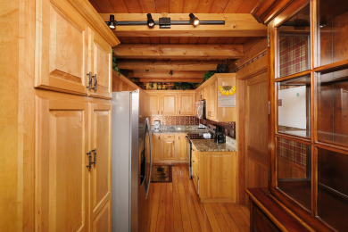 Lake House Park Paradise Your Smoky Mountain Sanctuary is Calling!, , on Douglas Lake in Tennessee - Lakehouse Vacation Rental - Lake Home for rent on LakeHouseVacations.com