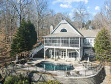 Lake House Kayak Cove - Private Pool!, , on Lake Norman in North Carolina - Lakehouse Vacation Rental - Lake Home for rent on LakeHouseVacations.com