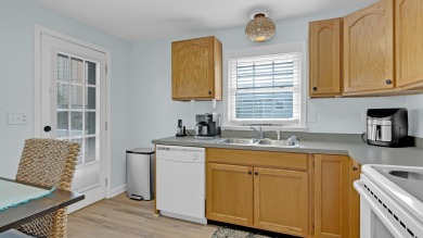 Lake House Private House wPool, Pet Friendly, Close To Beach + Free Attraction Tickets!, , on Atlantic Ocean - North Myrtle Beach in South Carolina - Lakehouse Vacation Rental - Lake Home for rent on LakeHouseVacations.com